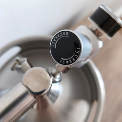 Nitro Cold Brew 5L minifat i rostfritt stål 4Barista