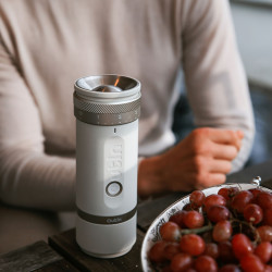 Outin Fino - elektrisk kaffekvarn (Sandstone white)