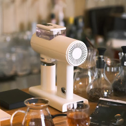Timemore Sculptor 078 - elektrisk kaffekvarn (vit)