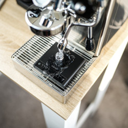 Varia AKU – digital barista våg (svart)